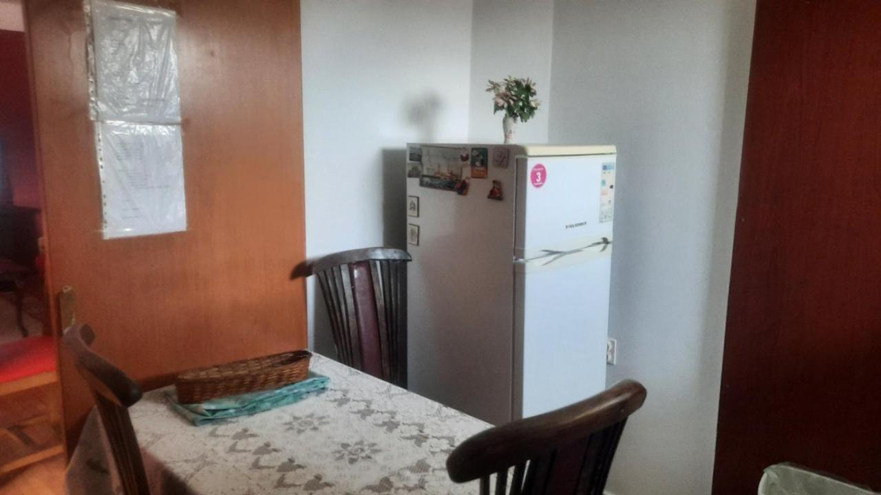 Stan Za Iznajmuvanje So Parking,Blisku Do Centar. Куманово Екстериор снимка